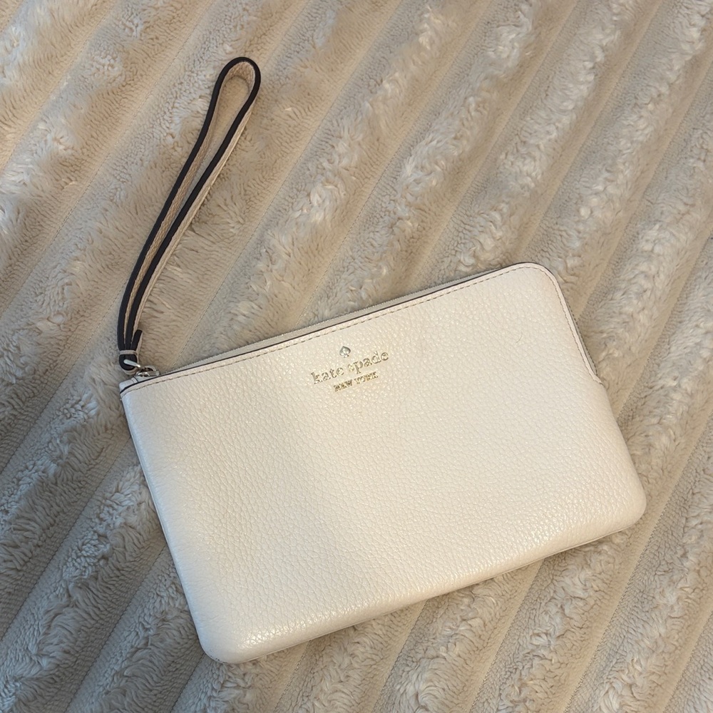 Kate Spade Ivory Wristlet Clutch